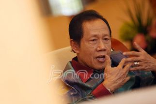 Pernyataan Tegas Bang Yos Soal Kekhawatirannya Andai Gibran Jadi Presiden: Nasib Negara Dipertaruhkan! - JPNN.com Jabar