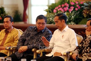 Jokowi Dicurigai Ada di Balik Wacana Penundaan Pilpres 2024 - JPNN.com Sultra