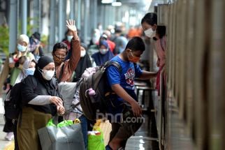 H-7 Lebaran, Ribuan Pemudik Mulai Tinggalkan Bandung Melalui Dua Stasiun - JPNN.com Jabar
