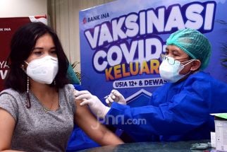 Mulai Hari Ini, Warga Bandung Sudah Bisa Terima Vaksinasi Covid-19 Dosis Keempat - JPNN.com Jabar