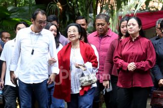 Prabowo vs Megawati, Kode Keras PDIP Jadi Oposisi - JPNN.com Jakarta