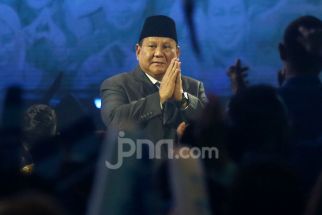 Gibran dan Puan Duduk Berdampingan, Prabowo: Nanti Bisa Bersaing - JPNN.com Jakarta