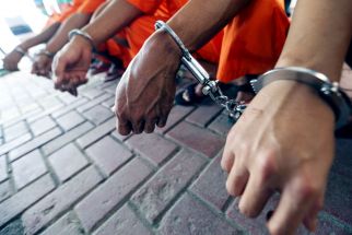 Polisi Tangkap Segerombolan Pemuda Diduga Gangster di Surabaya - JPNN.com Jatim