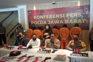 Polda Jabar Tangkap Komplotan Perampok Bersenjata di Karawang - JPNN.com Jabar