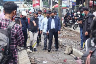 BIma Arya Sidak Pembangunan Pedestrian Jalan Sudirman - JPNN.com Jabar