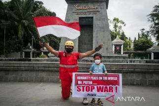Purnawirawan TNI Ini Gelar Aksi Tunggal Tolak Perang Dunia 3 Rusia vs Ukraina - JPNN.com Jateng