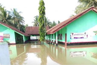 Berita Terkini Banjir di Purworejo, 12 Desa Masih Terendam, Nasib Petani Memilukan - JPNN.com Jateng