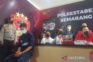 Pecatan TNI asal Depok Bobol Konter di Semarang, Aksinya Viral! - JPNN.com Jateng
