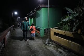 Cerita Ganjar, Hidup di Kontrakan Kecil Bersama 7 Anggota Keluarga - JPNN.com Jateng