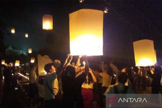 Makna Terdalam dari Penerbangan Ribuan Lampion di Borobudur, Ternyata - JPNN.com Jateng