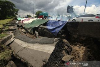 Jasa Marga Datangkan Ahli ITS untuk Benahi Longsor di Tol Surabaya-Gempol - JPNN.com Jatim