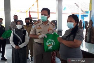 Ibu Hamil dan Balita di Jombang Dapat Jatah Bantuan Pangan Olahan Ikan - JPNN.com Jatim