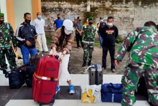 Belasan Pekerja Migran Asal Magetan Jalani karantina Kali Kedua - JPNN.com Jatim