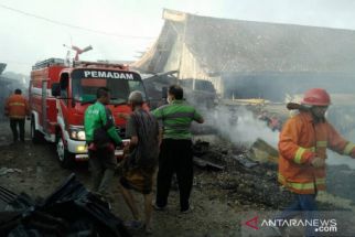 Sepertinya Ada Kesengajaan dalam Insiden Kebakaran Pasar 17 Agustus Pamekasan  - JPNN.com Jatim