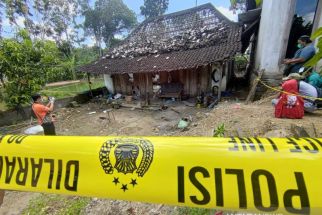 Warga Halangi Polisi Usut Tragedi Mercon Maut di Tulungagung - JPNN.com Jatim