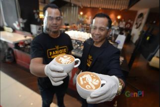 3 Teknik Latte Art Untuk Pemula Ala Barista Trainer Novotel Samator - JPNN.com Jatim