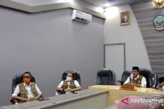 Pejabat di Bangkalan Ini Klaim Warganya Patuh Memakai Masker - JPNN.com Jatim