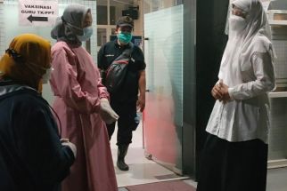 Wakil DPRD Surabaya Temui Sejumlah Nakes di Puskesmas - JPNN.com Jatim