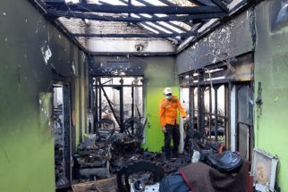 Sebuah Rumah di Situbondo Terbakar saat Warga masih Tertidur Lelap - JPNN.com Jatim