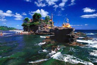 Bali Destinasi Wisata Terpopuler di Dunia, Sandiaga Uno Sentil London dan Paris - JPNN.com Bali
