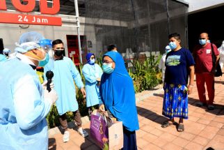 Pak Eri, Rumah Sehat Tambaksari Surabaya Kurang Televisi! - JPNN.com Jatim