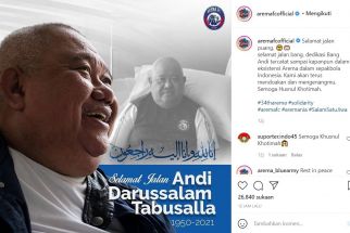 Arema FC Lepas Kepergian Andi Darussalam Tabusalla, Innalillahi - JPNN.com Jatim