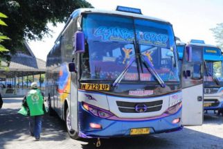 Pengecekan Dokumen Penumpang Bus di Terminal Madiun Masih Manual - JPNN.com Jatim