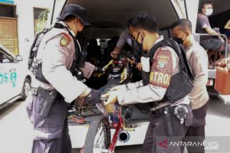 Lima Mobil Beriringan di JLS Jember, Tetiba Diamankan Polisi, Ternyata Karena Muat ini.. - JPNN.com Jatim