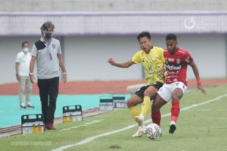 Teco Tak Sabar Bali United Bentrok Kontra Persib, Cedera Rashid Tak Serius  - JPNN.com Bali