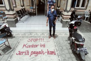  Ahli Waris Nengah Koyan Ungkap Alasan Ambil Alih Kantor Perbekel Penglatan, Hhmmm - JPNN.com Bali