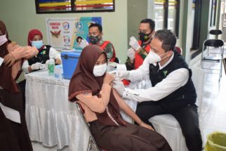 Bupati Lamongan Beberkan Kunci Sukses Tangani Covid-19, Begini.. - JPNN.com Jatim