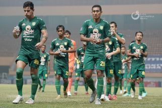 Aji Santoso: Soliditas Pertahanan Arema FC Vs Produktivitas Gol Persebaya - JPNN.com Jatim