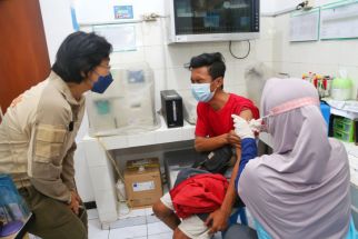 846 Warga Surabaya Terjaring Operasi Swab dan Vaksin Hunter - JPNN.com Jatim
