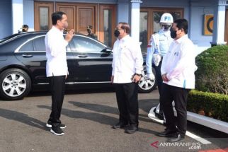 Habis Lakukan Ini di Gresik, Jokowi Langsung Balik ke Jakarta - JPNN.com Jatim