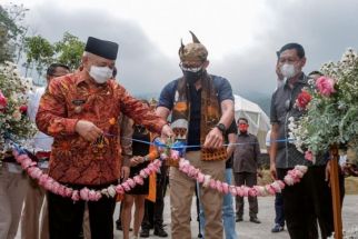 Saat ke Tempat Wisata di Malang, Menparekraf Singgung Desain Toilet, Katanya Harus Begini - JPNN.com Jatim