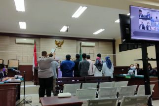 Sidang Lanjutan Bupati Nganjuk, Saksi Ungkap Kejanggalan Ajudan Novi - JPNN.com Jatim