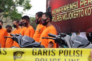 Karyawan di Mojokerto dan Komplotannya Rugikan Perusahaan Sampai Rp 1,2 Miliar - JPNN.com Jatim