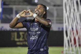 Almeida Blak-Blakkan Faktor Kunci Kemenangan Arema FC Melawan Persib - JPNN.com Jatim