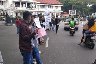 Aliansi Mahasiswa Maluku Demo di Malang, Ungkit Sengketa Tanah di Kepulauan Aru - JPNN.com Jatim