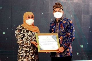 Penanganan COVID-19 di Surabaya Dianggap Terbaik, Eri: Alhamdulillah - JPNN.com Jatim