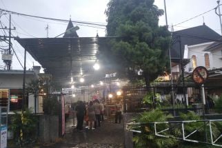 Aparat Lakukan Pengamanan Misa Natal dari Ancaman Terorisme di Kota Malang - JPNN.com Jatim