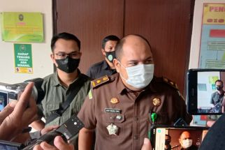 Istri Herry Wirawan Bakal Dihadirkan Sebagai Saksi Dalam Sidang Hari Ini - JPNN.com Jabar