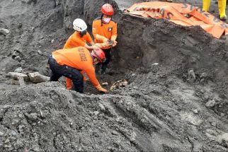 Tim Rescue Kembali Temukan Satu Jenazah Korban Jiwa Erupsi Gunung Semeru - JPNN.com Jatim