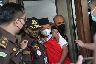 Komnas HAM Tolak Hukuman Mati Herry Wirawan, Begini Respon Kejati Jabar - JPNN.com Jabar