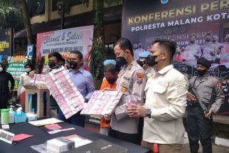 Modus Penipuan Penggandaan Uang Ala Dimas Kanjeng Taat Pribadi Terjadi di Malang, Simak - JPNN.com Jatim