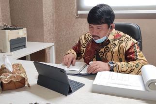 Penetapan HET Minyak Goreng di Surabaya Disoroti, Legislator: Pedagang Kecil Tekor  - JPNN.com Jatim