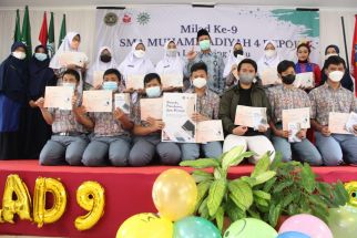 SMA Muhammadiyah 4 Depok Luncurkan Dua Buku Karya Siswa dan Guru - JPNN.com Jabar