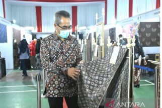 Hebat, 2 Perajin Batik Asal Bantul Akan Unjuk Kebolehan di Dubai Expo 2022 - JPNN.com Jogja