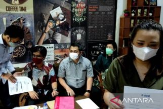Pasutri di Surabaya Dipolisikan Atas Dugaan Penipuan Investasi Alkes Senilai Miliaran Rupiah - JPNN.com Jatim