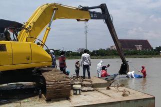 Dilaporkan Hilang, Sutrisno Ditemukan Mengambang di Sungai Banjir Kanal Barat Semarang  - JPNN.com Jateng